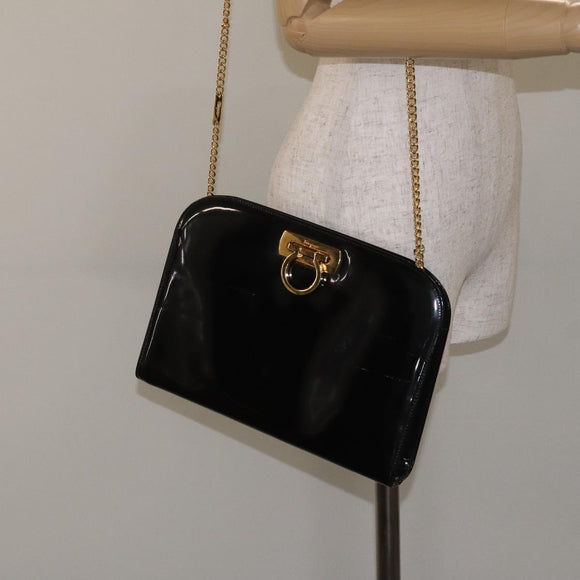 Salvatore Ferragamo Gancini Chain Shoulder Bag Patent Black Gold Auth 128138