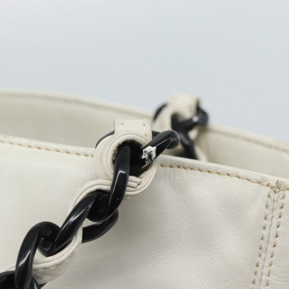 CHANEL Chain Tote Bag Lamb Skin White CC Auth 128237
