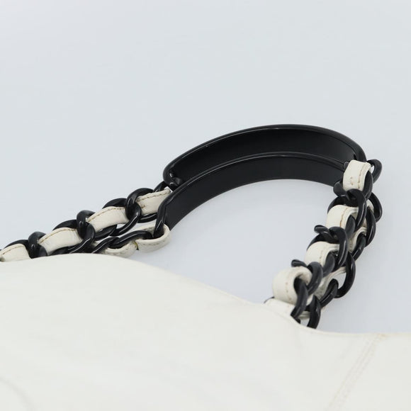CHANEL Chain Tote Bag Lamb Skin White CC Auth 128237