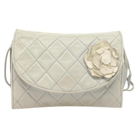 CHANEL Matelasse Shoulder Bag Lamb Skin Ivory Gold CC Auth 128238