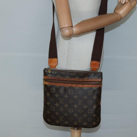 LOUIS VUITTON Monogram Pochette Bosphore Shoulder Bag M40044 LV Auth 128295