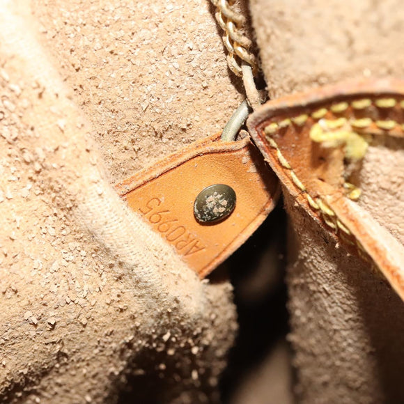 LOUIS VUITTON Monogram Bucket GM Shoulder Bag M42236 LV Auth 128303