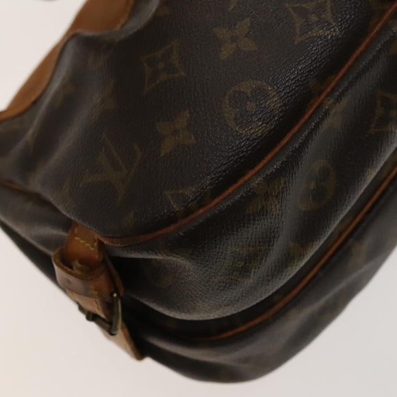 LOUIS VUITTON Monogram Saumur 30 Shoulder Bag M42256 LV Auth 128344