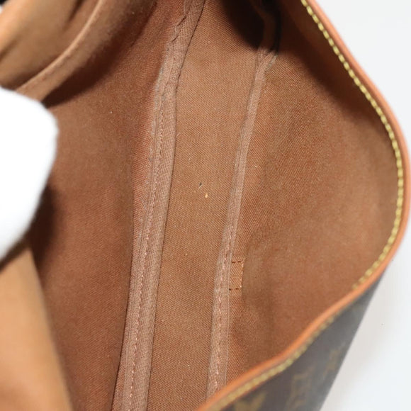 LOUIS VUITTON Monogram Saumur 30 Shoulder Bag M42256 LV Auth 128344