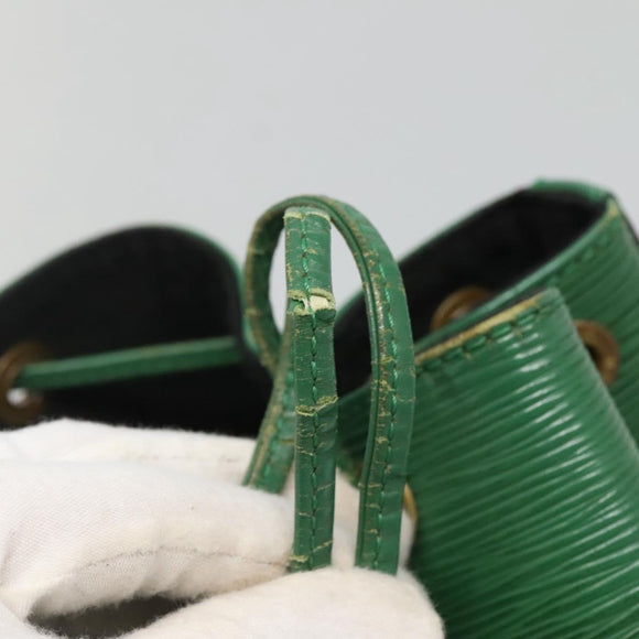 LOUIS VUITTON Epi Petit Noe Shoulder Bag Green M44104 LV Auth 128394