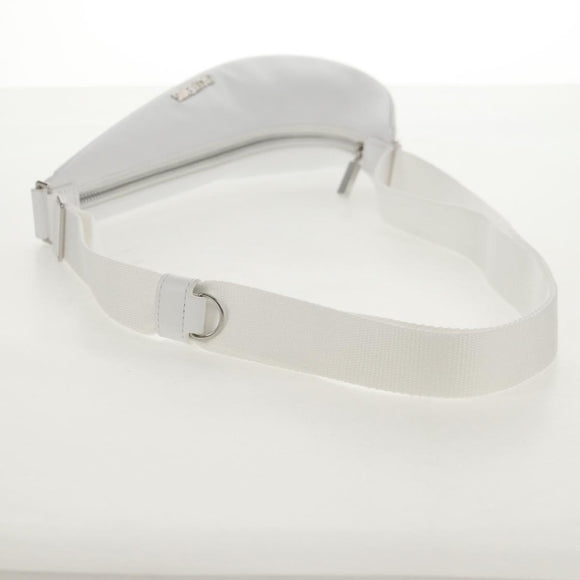 JACQUEMUS × NIKE Hand Bag Leather White Silver Auth 128509M