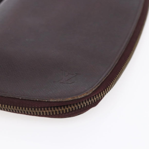 LOUIS VUITTON Taiga Organizer Atoll Travel Case Grizzly M30658 LV Auth 128533