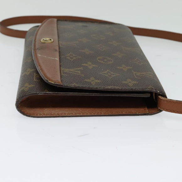 LOUIS VUITTON Monogram Bordeaux 27 Shoulder Bag M51797 LV Auth 129829