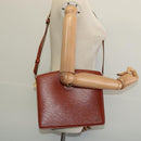 LOUIS VUITTON Epi Capuchin Shoulder Bag Brown M52343 LV Auth 129900-24