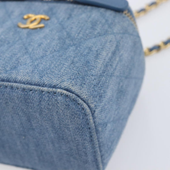 CHANEL Matelasse Chain Shoulder Pouch Bag Denim Blue Gold CC Auth 130041A