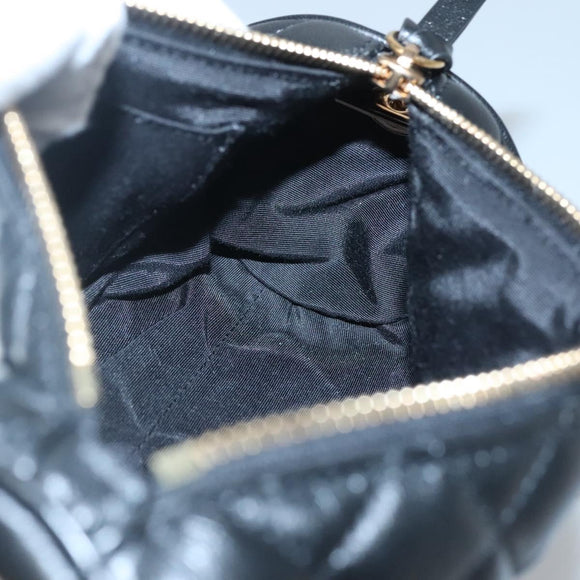 VERSACE Chain Shoulder Bag Leather Black Gold Auth 130257