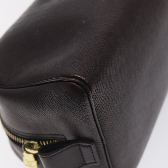 LOUIS VUITTON Taiga Trousse Toilette PM Clutch Bag Acajou M30226 LV Auth 130575