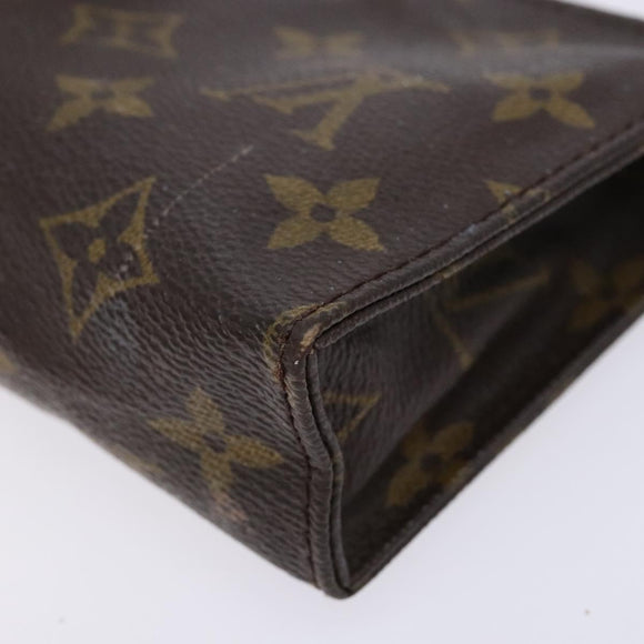 LOUIS VUITTON Monogram Poche Toilette 15 Pouch M47546 LV Auth 130707