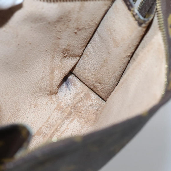 LOUIS VUITTON Monogram Poche Toilette 19 Pouch M47544 LV Auth 130708