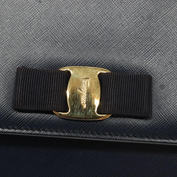 Salvatore Ferragamo Vala Chain Shoulder Bag Leather Navy Gold Auth 130907