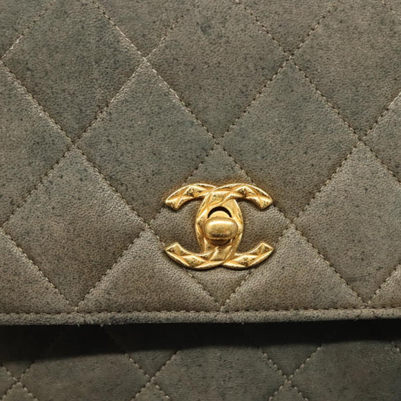 CHANEL Matelasse Shoulder Bag Lamb Skin Gray Gold CC Auth 130947