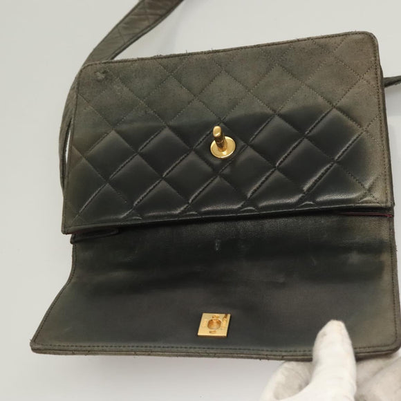 CHANEL Matelasse Shoulder Bag Lamb Skin Gray Gold CC Auth 130947