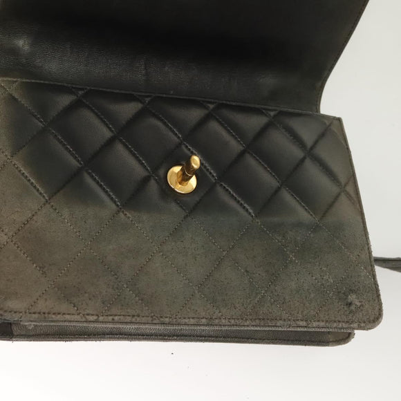 CHANEL Matelasse Shoulder Bag Lamb Skin Gray Gold CC Auth 130947