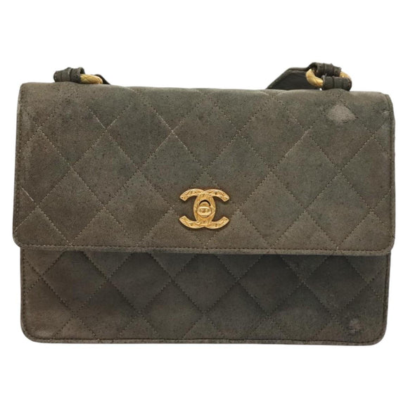 CHANEL Matelasse Shoulder Bag Lamb Skin Gray Gold CC Auth 130947