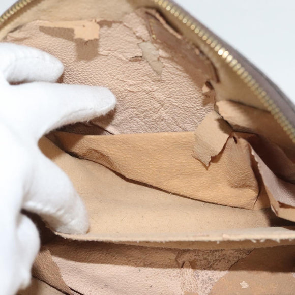 LOUIS VUITTON Monogram Trousse Demi Ronde Cosmetic Pouch M47520 LV Auth 131163