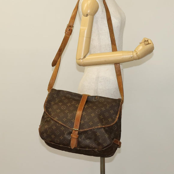 LOUIS VUITTON Monogram Saumur 30 Shoulder Bag M42256 LV Auth 131254