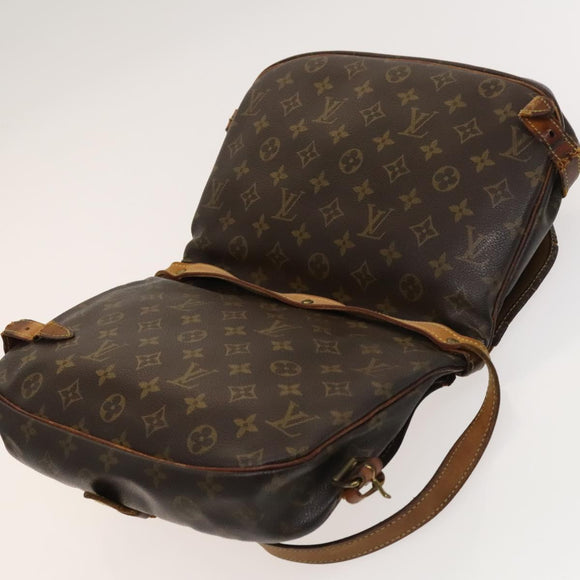 LOUIS VUITTON Monogram Saumur 30 Shoulder Bag M42256 LV Auth 131300