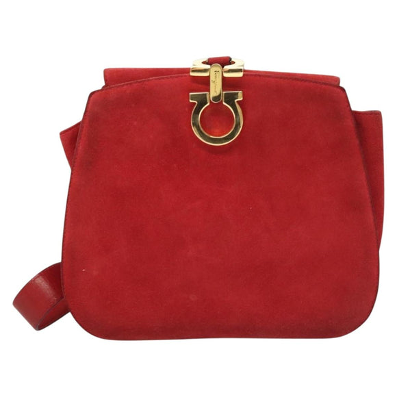 Salvatore Ferragamo Gancini Shoulder Bag Suede Red Gold Auth 131361