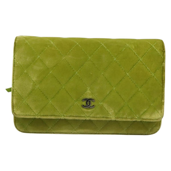 CHANEL Matelasse Chain Shoulder Bag Velor Green CC Auth 131434