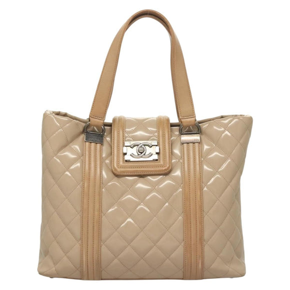 CHANEL Matelasse Boy Chanel Hand Bag Patent leather Beige CC Auth 131470