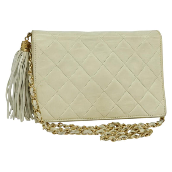 CHANEL Matelasse Chain Shoulder Bag Lamb Skin White Gold CC Auth 131655