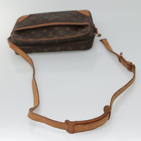 LOUIS VUITTON Monogram Trocadero 27 Shoulder Bag M51274 LV Auth 131936