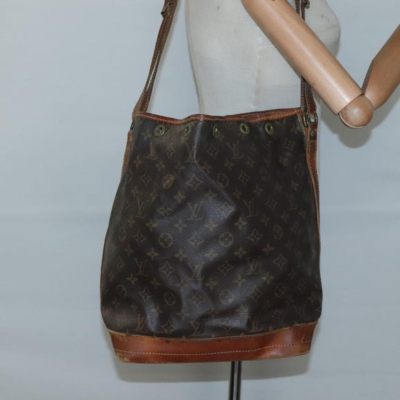LOUIS VUITTON Monogram Noe Shoulder Bag M42224 LV Auth 132170