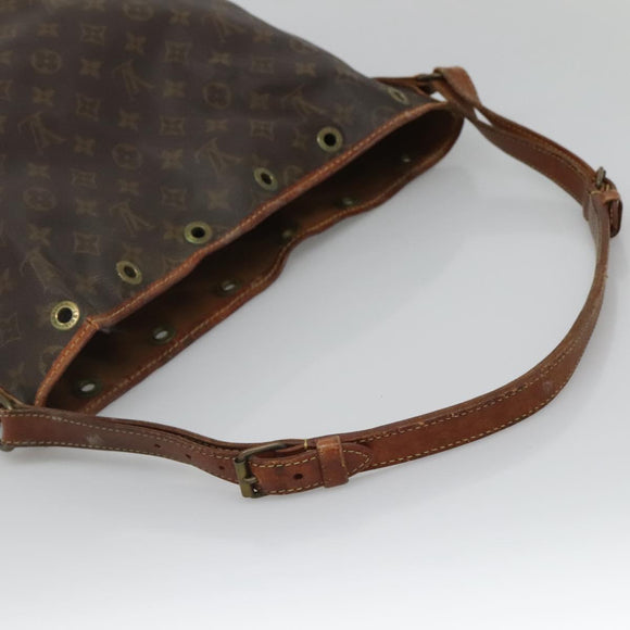 LOUIS VUITTON Monogram Noe Shoulder Bag M42224 LV Auth 132170