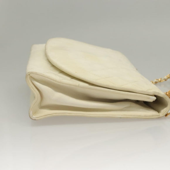 CHANEL Matelasse Chain Shoulder Bag Lamb Skin White Gold CC Auth 132172
