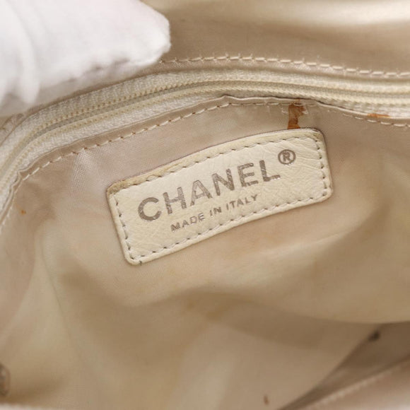 CHANEL Chain Hand Bag Leather White Silver CC Auth 132723