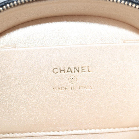 CHANEL Matelasse Pouch Lamb Skin Black Gold CC Auth 132970M