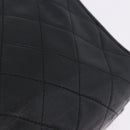 CHANEL Ketten-Schultertasche Leder Schwarz Gold CC Auth 133043-5