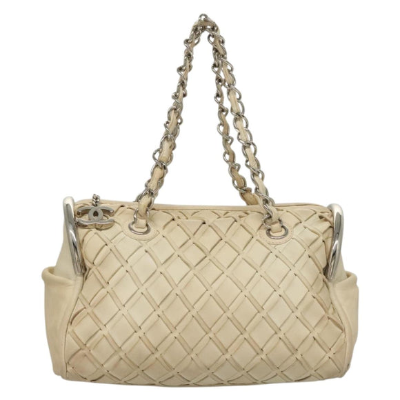 CHANEL Chain Hand Bag Leather White Silver CC Auth 133045