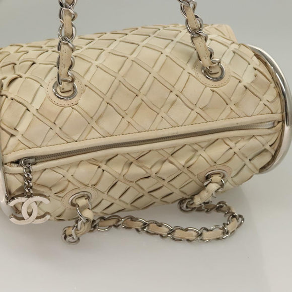 CHANEL Chain Hand Bag Leather White Silver CC Auth 133045