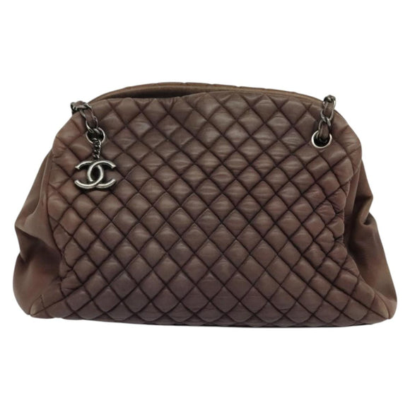 CHANEL Matelasse Chain Shoulder Bag Leather Brown CC Auth 133258