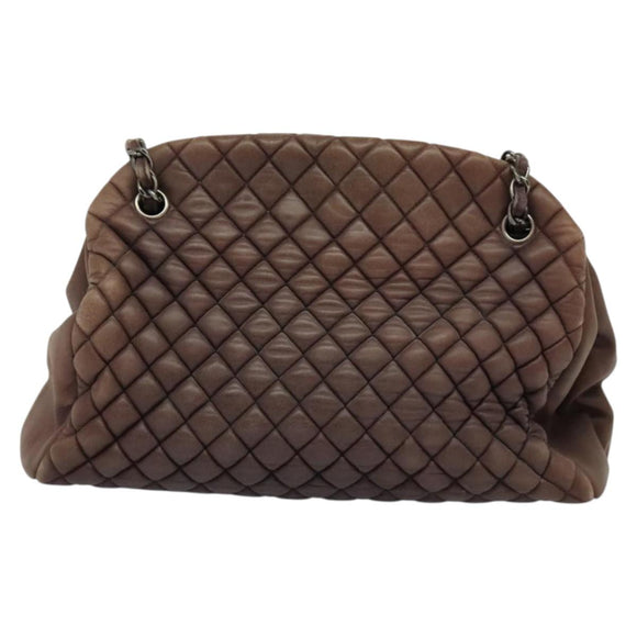 CHANEL Matelasse Chain Shoulder Bag Leather Brown CC Auth 133258