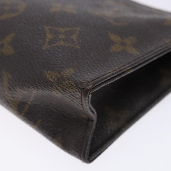 LOUIS VUITTON Monogram Poche Toilette 15 Pouch M47546 LV Auth 133292