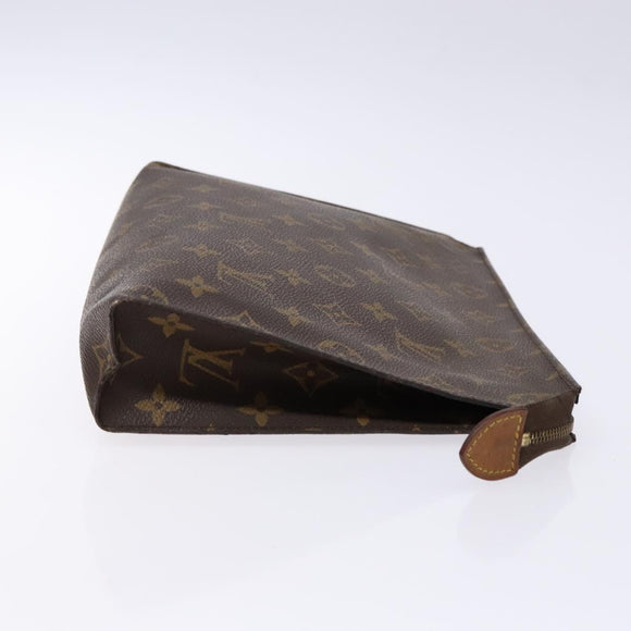 LOUIS VUITTON Monogram Poche Toilette 26 Pouch M47542 LV Auth 133923
