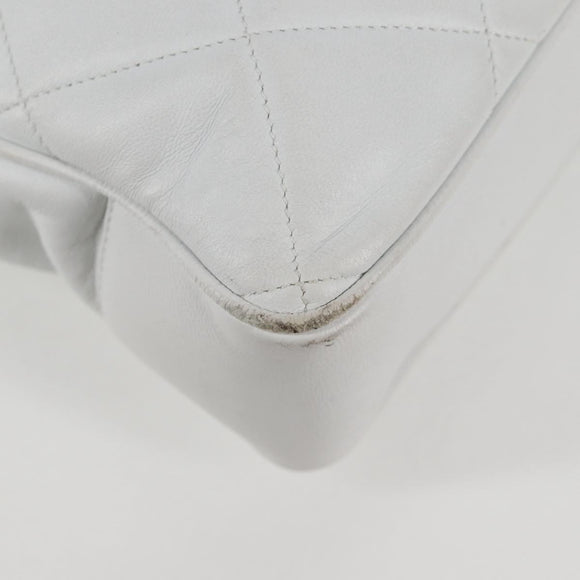 CHANEL Matelasse Chain Shoulder Bag Lamb Skin White CC Auth 134221