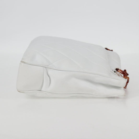 CHANEL Matelasse Chain Shoulder Bag Lamb Skin White CC Auth 134221