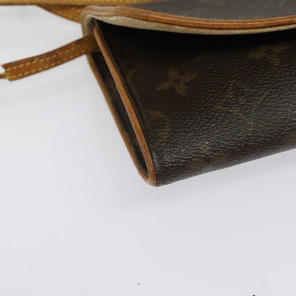 LOUIS VUITTON Monogram Pochette Twin GM Shoulder Bag M51852 LV Auth 134386