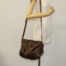 LOUIS VUITTON Monogram Saumur 30 Shoulder Bag M42256 LV Auth 134413-27