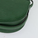 LOUIS VUITTON Epi Jeune Fille MM Shoulder Bag Green M52154 LV Auth 134501-17