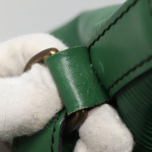 LOUIS VUITTON Epi Noe Shoulder Bag Green M44004 LV Auth 134539