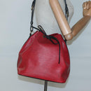 LOUIS VUITTON Epi Petit Noe Shoulder Bag Bicolor Black Red M44017 Auth 134616-20